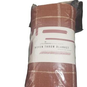 CT1996 Little Korboose Throw Blanket NWT